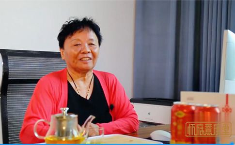 我是楊曉瑞－懷府薏康堂紅薏米系列食品歡迎您的惠顧！